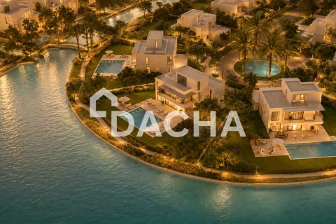 Villa in Dubai, UAE 4 bedrooms, 543 sq.m. № 713613 - photo 8