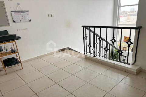 Müüa dupleks asukohaga Jumeirah Village Circle, Dubai, AÜE: 3 magamistoaga, 262 m² Nr 713609 - pilt 4