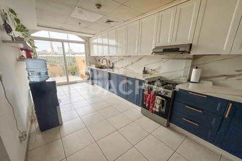 Müüa dupleks asukohaga Jumeirah Village Circle, Dubai, AÜE: 3 magamistoaga, 262 m² Nr 713609 - pilt 3