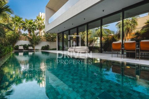Villa para venda em Jumeirah, Dubai, EAU 6 quartos, 893.73 m2 № 741645 - foto 2