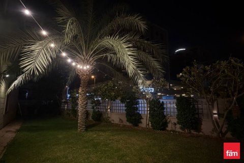Vila u gradu Dubai, UAE 5 spavaće sobe, 354.9 m2 Br. 709865 - Slika 21
