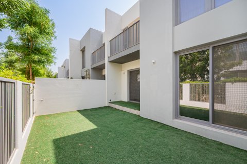 Таунхаус Tilal Al Ghaf, Дубай, БАӘ-да 3 жатын бөлмелер, 140.42 м² № 764340 - фото 2