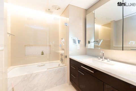 Appartamento in affitto a Downtown Dubai (Downtown Burj Dubai), Dubai, EAU 2 camere da letto, 157.9 mq. № 712669 - foto 21