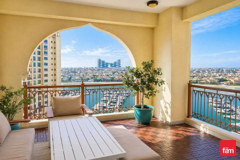 Apartament de închiriat în Palm Jumeirah, Dubai, EAU 2 dormitoare, 161.2 mp.  №712670 - poză 11