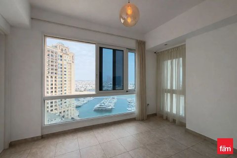 Apartament de închiriat în Palm Jumeirah, Dubai, EAU 2 dormitoare, 161.2 mp.  №712670 - poză 3