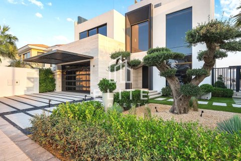 Vilă în Palm Jumeirah, Dubai, EAU 5 dormitoare, 684 mp.  №736347