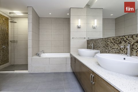 Apartament de închiriat în Palm Jumeirah, Dubai, EAU 2 dormitoare, 161.1 mp. №652375 - poză 18