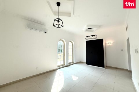 Vila u Jumeirah Islands, Dubai, UAE 4 spavaćih soba, 955.4 m2 Br. 652371 - fotografija 13
