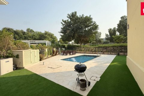 Vila u Jumeirah Islands, Dubai, UAE 4 spavaćih soba, 955.4 m2 Br. 652371 - fotografija 28