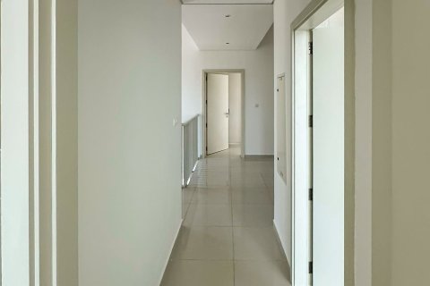 Снять в аренду виллу в DAMAC Hills (Akoya by DAMAC), Дубай, ОАЭ 3 спальни, 251.21м2, № 764302 - фото 9