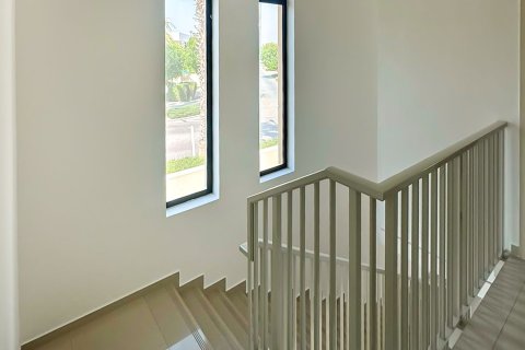 Снять в аренду виллу в DAMAC Hills (Akoya by DAMAC), Дубай, ОАЭ 3 спальни, 251.21м2, № 764302 - фото 7