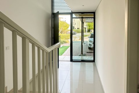Снять в аренду виллу в DAMAC Hills (Akoya by DAMAC), Дубай, ОАЭ 3 спальни, 251.21м2, № 764302 - фото 17