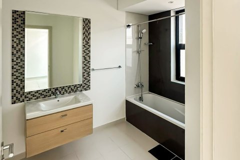 Снять в аренду виллу в DAMAC Hills (Akoya by DAMAC), Дубай, ОАЭ 3 спальни, 251.21м2, № 764302 - фото 10