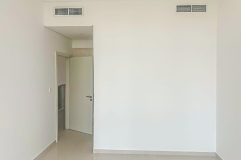 Снять в аренду виллу в DAMAC Hills (Akoya by DAMAC), Дубай, ОАЭ 3 спальни, 251.21м2, № 764302 - фото 6