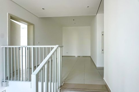 Снять в аренду виллу в DAMAC Hills (Akoya by DAMAC), Дубай, ОАЭ 3 спальни, 251.21м2, № 764302 - фото 16