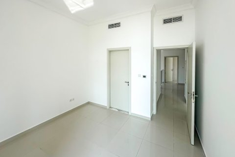 Снять в аренду виллу в DAMAC Hills (Akoya by DAMAC), Дубай, ОАЭ 3 спальни, 251.21м2, № 764302 - фото 8