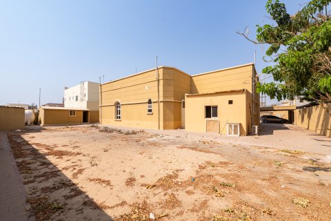 Villa zur Miete in Al Barsha, Dubai, VAE 5 Schlafzimmer, 350 m2 Nr. 764303 - Foto 18