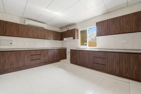 Villa zur Miete in Al Barsha, Dubai, VAE 5 Schlafzimmer, 350 m2 Nr. 764303 - Foto 17
