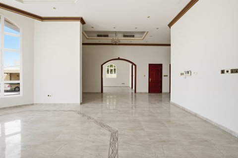 Villa zur Miete in Al Barsha, Dubai, VAE 5 Schlafzimmer, 350 m2 Nr. 764303 - Foto 6