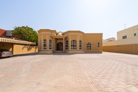 Villa zur Miete in Al Barsha, Dubai, VAE 5 Schlafzimmer, 350 m2 Nr. 764303 - Foto 21