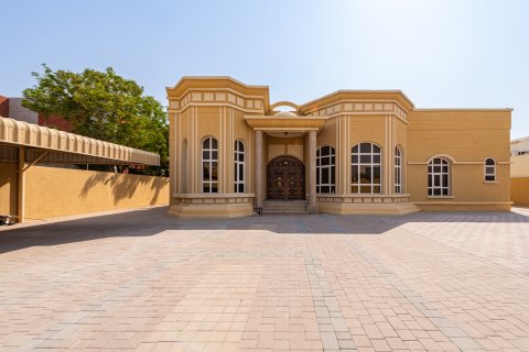 Villa zur Miete in Al Barsha, Dubai, VAE 5 Schlafzimmer, 350 m2 Nr. 764303 - Foto 22