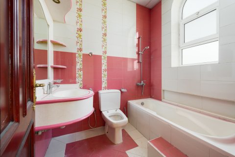 Villa zur Miete in Al Barsha, Dubai, VAE 5 Schlafzimmer, 350 m2 Nr. 764303 - Foto 10