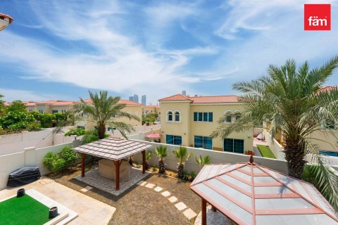 ویلا برای فروش در Jumeirah Park، Dubai، امارات متحده عربی 4 خوابه ، 513 متر مربع ، شماره 721035 - تصویر 21