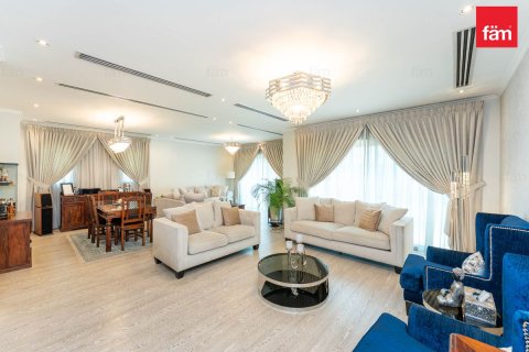 ویلا برای فروش در Jumeirah Park، Dubai، امارات متحده عربی 4 خوابه ، 513 متر مربع ، شماره 721035 - تصویر 2