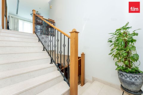ویلا برای فروش در Jumeirah Park، Dubai، امارات متحده عربی 4 خوابه ، 513 متر مربع ، شماره 721035 - تصویر 8