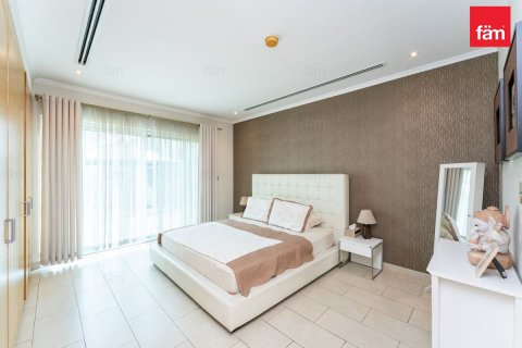 ویلا برای فروش در Jumeirah Park، Dubai، امارات متحده عربی 4 خوابه ، 513 متر مربع ، شماره 721035 - تصویر 9