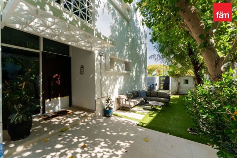 Townhouse in Dubai, UAE 4 bedrooms, 367.6 sq.m. № 721034 - photo 21