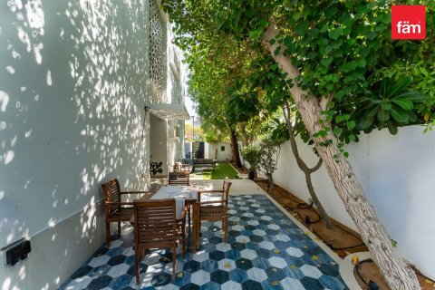 Townhouse in Dubai, UAE 4 bedrooms, 367.6 sq.m. № 721034 - photo 18