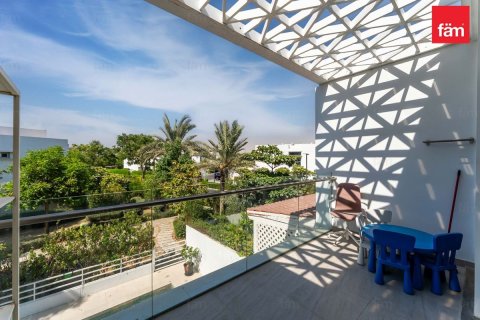 Townhouse in Dubai, UAE 4 bedrooms, 367.6 sq.m. № 721034 - photo 9