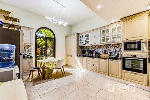 Villa in Mudon, Dubai, UAE 4 bedrooms, 351.73 sq.m. № 733135 - photo 6