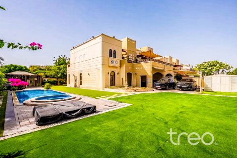 Villa in Mudon, Dubai, UAE 4 bedrooms, 351.73 sq.m. № 733135