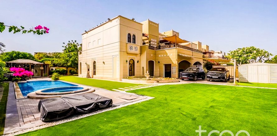 Villa in Mudon, Dubai, UAE 4 bedrooms, 351.73 sq.m. № 733135