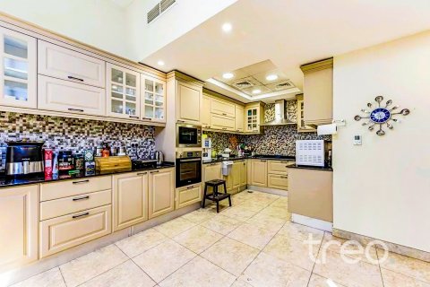 Villa in Mudon, Dubai, UAE 4 bedrooms, 351.73 sq.m. № 733135 - photo 5