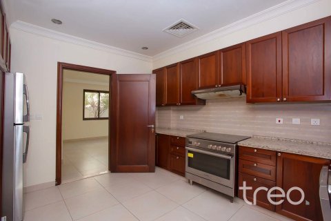 Villa in Arabian Ranches 2, Dubai, UAE 5 bedrooms, 324.05 sq.m. № 733136 - photo 5