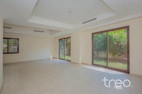 Villa in Arabian Ranches 2, Dubai, UAE 5 bedrooms, 324.05 sq.m. № 733136 - photo 2