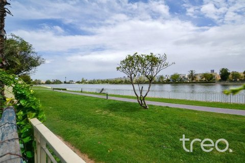 Villa in The Springs, Dubai, UAE 3 bedrooms, 250.19 sq.m. № 733137 - photo 8