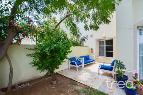 Villa in The Springs, Dubai, UAE 3 bedrooms, 250.19 sq.m. № 733137 - photo 19