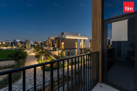 Řadový dům v Dubai, SAE 3 ložnice, 168 m² Č.: 678398 - fotografie 10