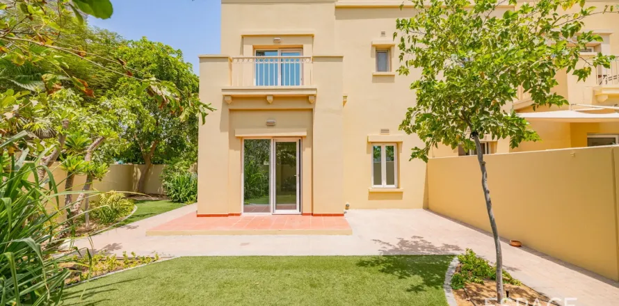 Huvila The Lakes, Dubai, Arabiemiraatit 2 makuuhuonetta, 195 m2 № 650199
