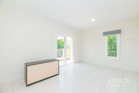 Huvila The Lakes, Dubai, Arabiemiraatit 2 makuuhuonetta, 195 m2 № 650199 - kuva 8