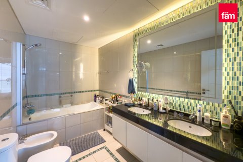 Apartment in Dubai Marina, UAE 1 bedroom, 78.8 sq.m. № 635916 - photo 12