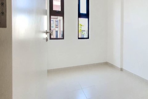 Radhus till försäljning i DAMAC Hills (Akoya by DAMAC), Dubai, UAE 3 sovrum, 260.22 kvm Nr. 748836 - fotografi 5