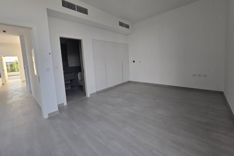 Вилла Tilal City, Шарджа, БАӘ-да 5 жатын бөлмелер, 935.72 м² № 748837 - фото 10