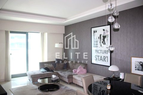 Apartment sa Business Bay, Dubai, UAE 1 silid-tulugan, 98 sq.m. № 681810 - larawan 2