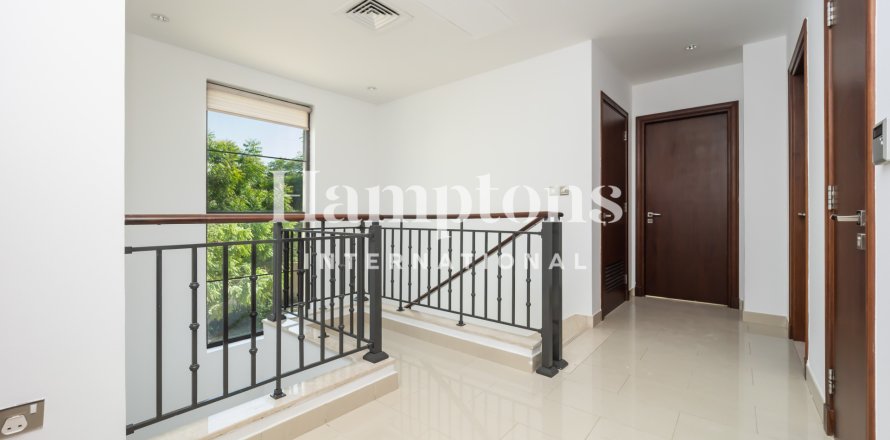 Huvila Serena, Dubai, Arabiemiraatit 5 makuuhuonetta, 619.561 m2 № 715764