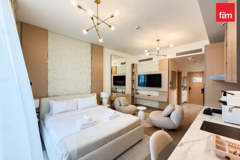 Apartment in Dubai, UAE 39.4 sq.m. № 727955 - photo 2